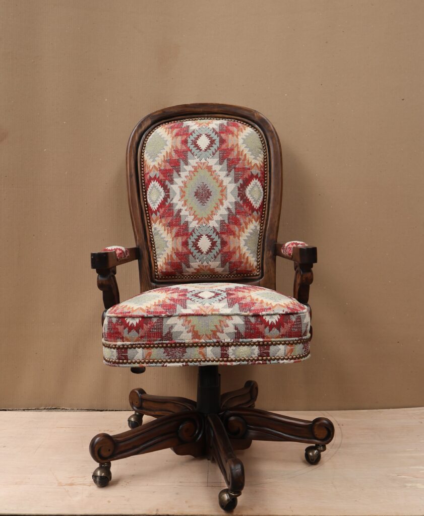 colores y texturas en diseño de muebles