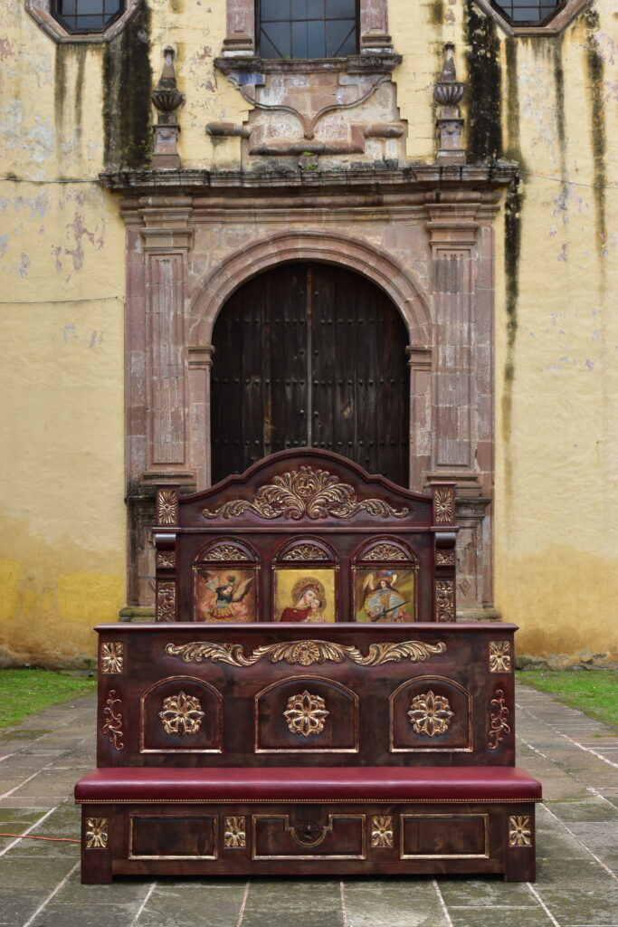 muralismo mexicano en muebles para el hogar